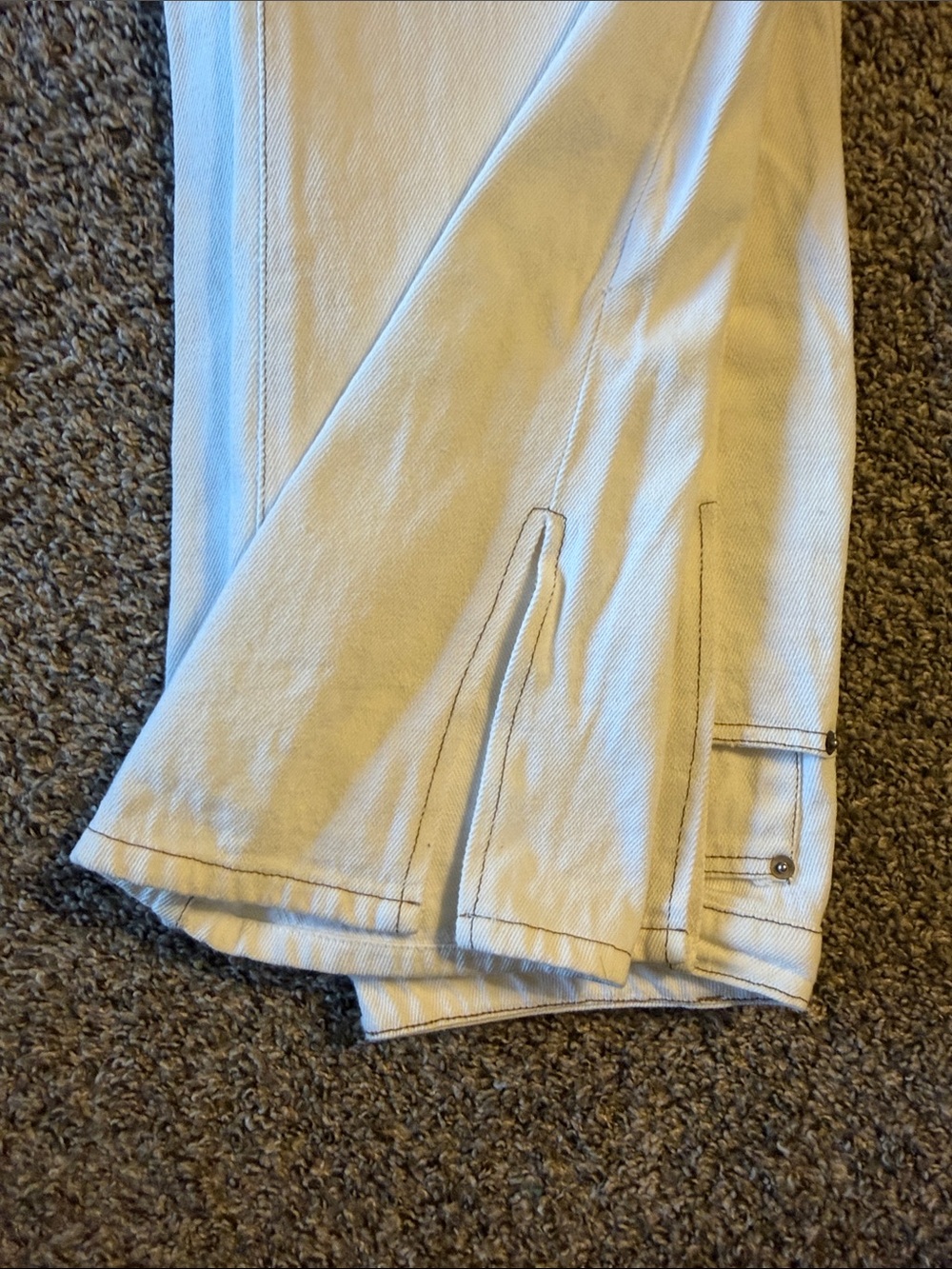 White flare jeans Women’s small - Picture 5 of 5
